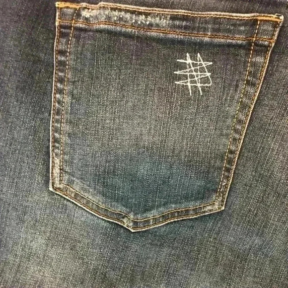 Torrid Womens 24 Dark Blue Denim Shorts Destroyed stretch Midrise - Picture 4 of 5